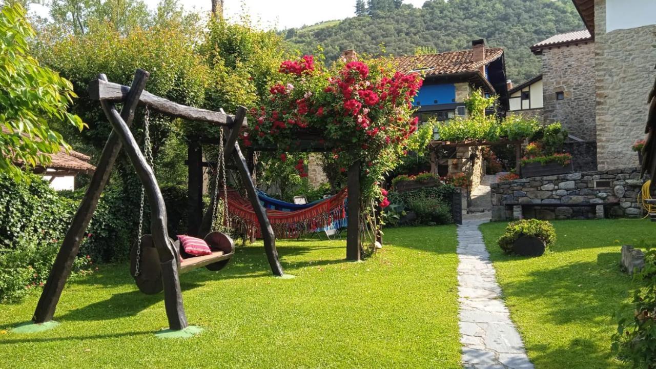Apartamentos Samelar Camaleño Buitenkant foto