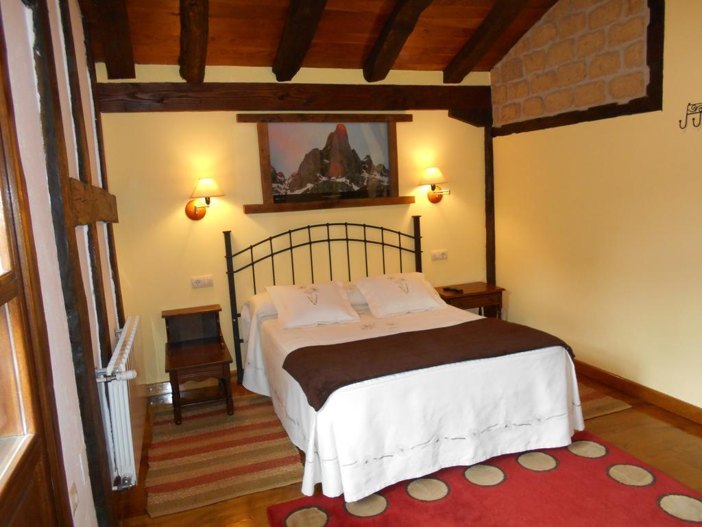 Apartamentos Samelar Camaleño Buitenkant foto